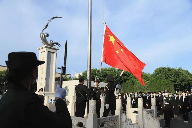 大学生周末去哪玩？游戏画面