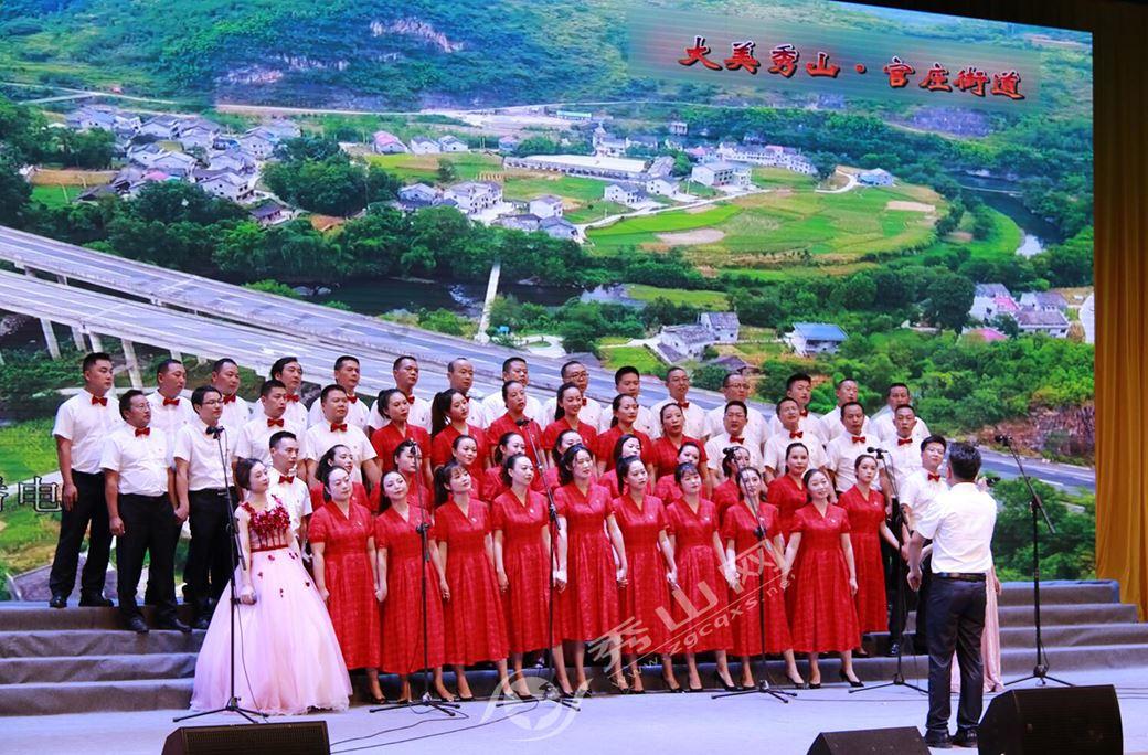 微信怎么把多张图片合成一张图片呢？